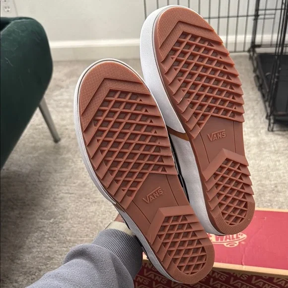 **Rare** NWT Vans stacked Checkerboard Design with original tags and box - Picture 5 of 5